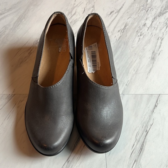 Dansko caymden gray burnished nubuck leather loafer heel shoe size 37 EU - Picture 2 of 11